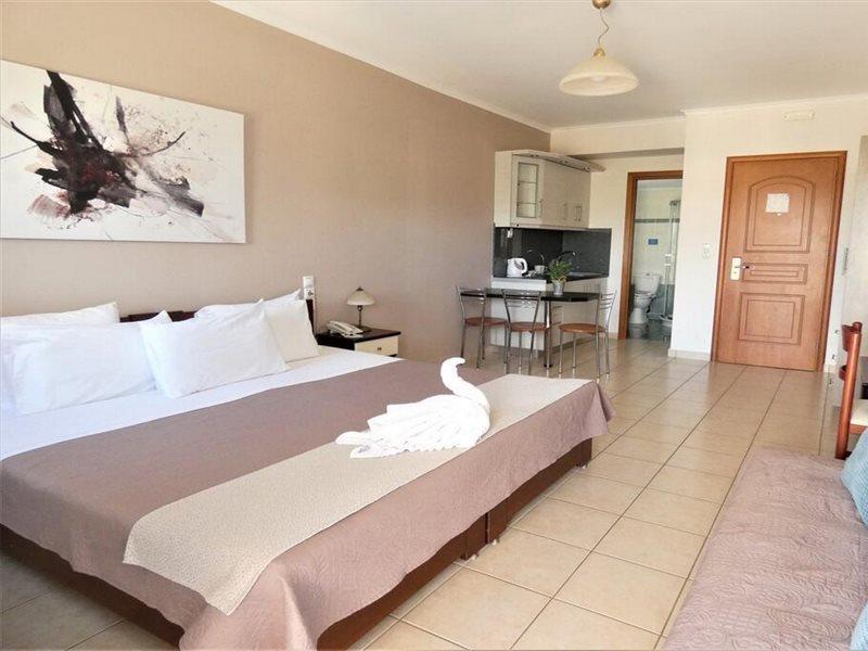 Lazaratos Hotel Kouvalata Luaran gambar