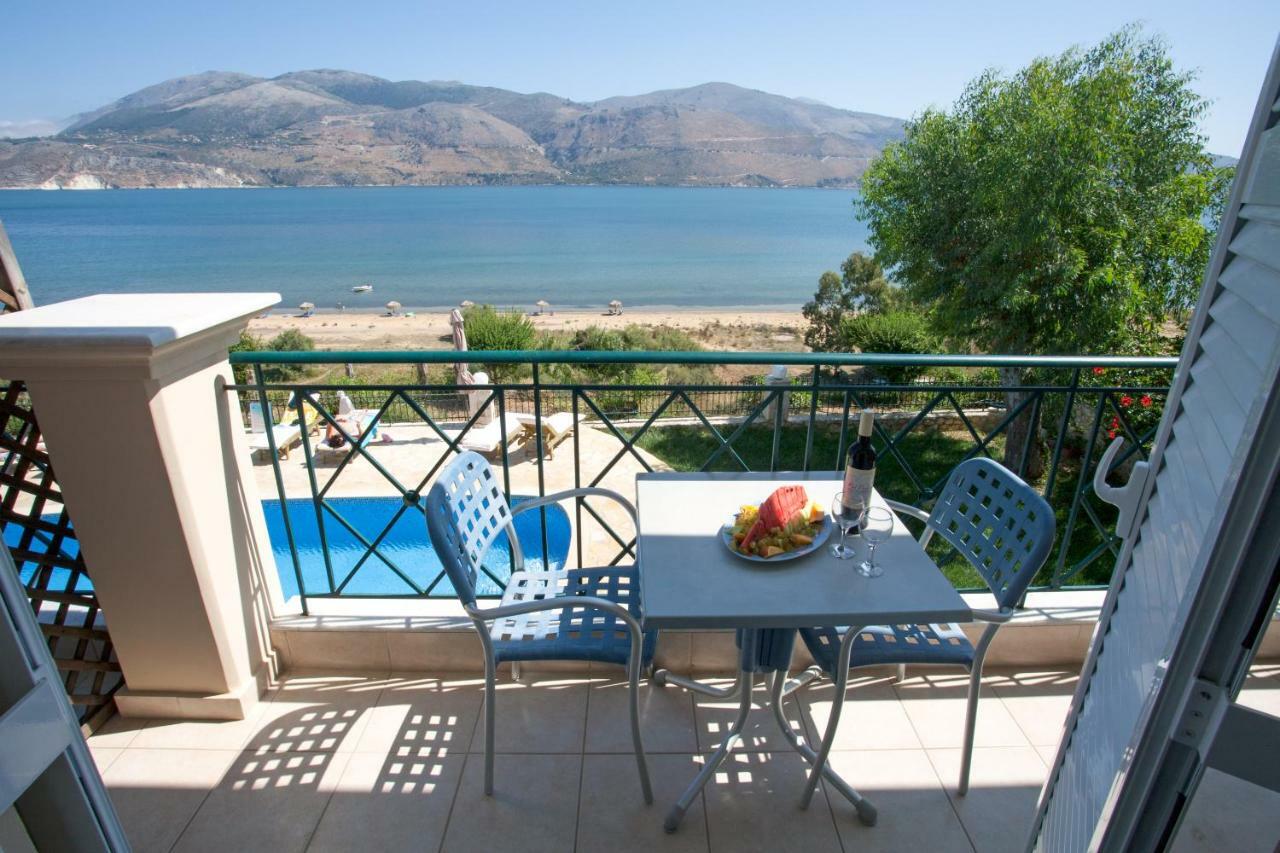 Lazaratos Hotel Kouvalata Luaran gambar